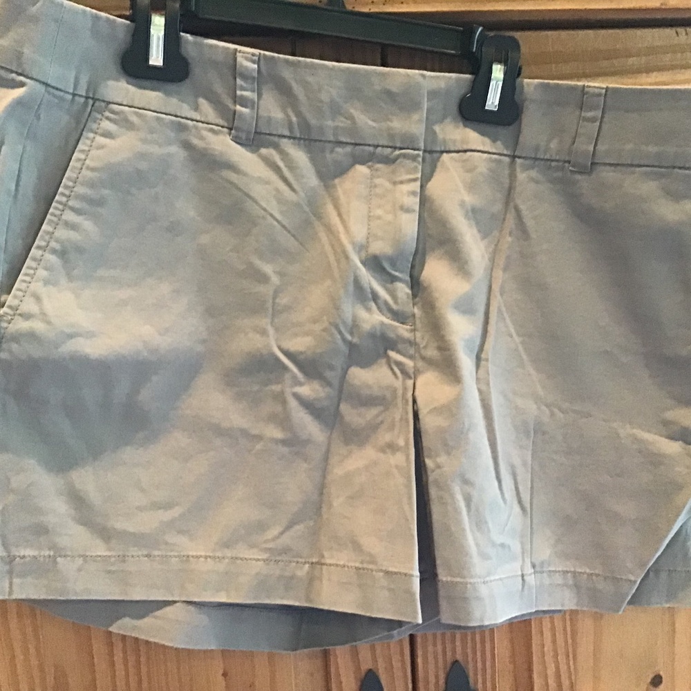 Grey 4” Loft Outlet shorts